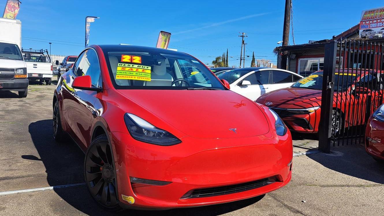 TESLA MODEL Y 2022 7SAYGDEF3NF348261 image